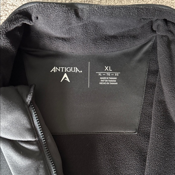Antigua Black Windbreaker Jacket with Logo - Picture 3 of 3